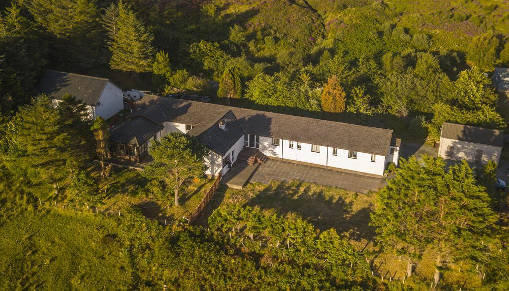 Loch Eyre House Hotel Portree Exterior photo